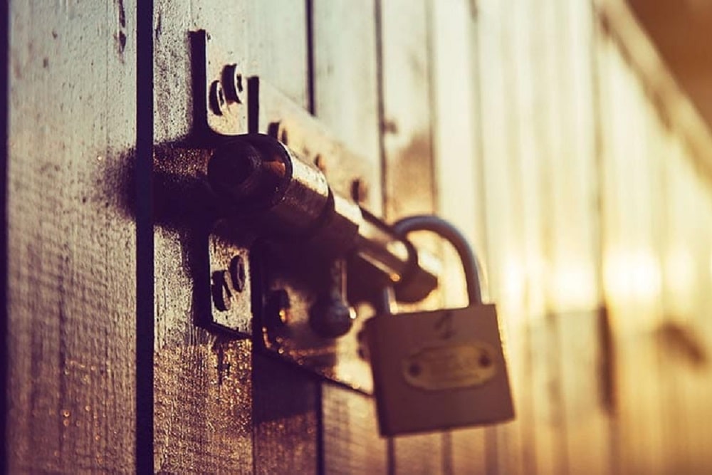 crypto shuts down